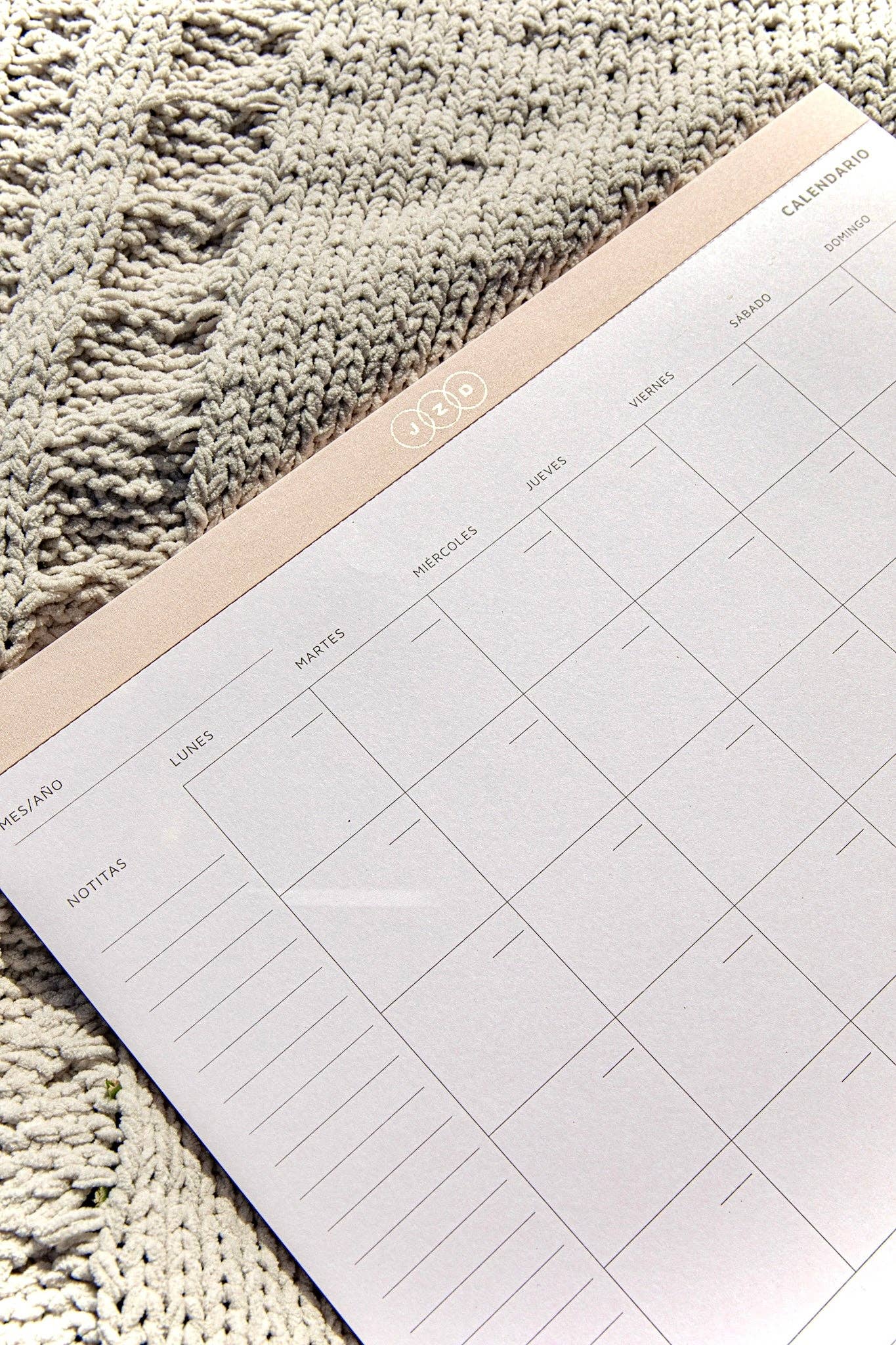 Desk Calendar by JZD