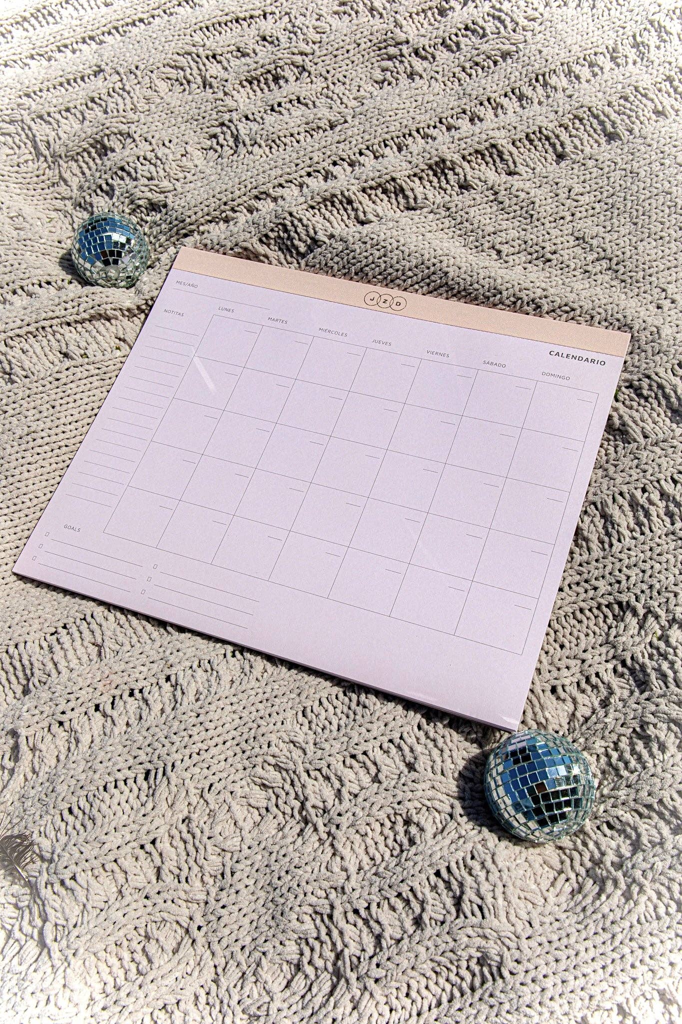 Desk Calendar by JZD